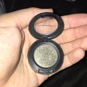 MAC Eyeshadow Green Smoke Lustre